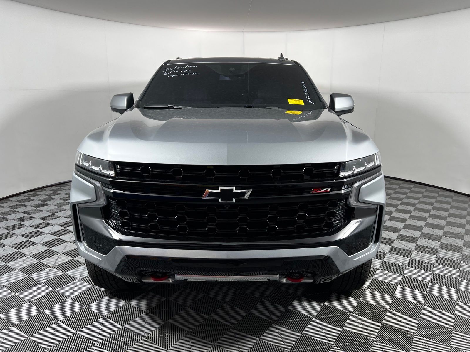 Thumbnail: 2024 Chevrolet Tahoe - 2