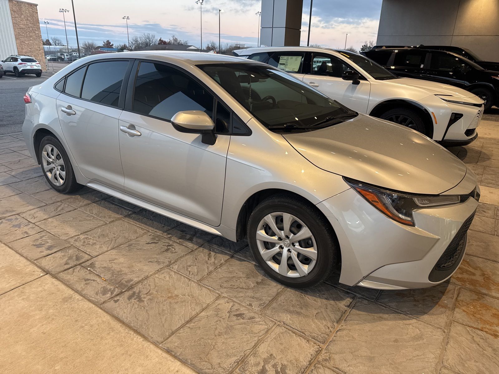 2021 Toyota Corolla LE 3