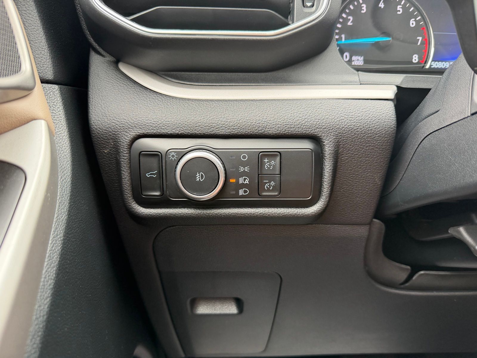 2024 Ford Explorer image 27