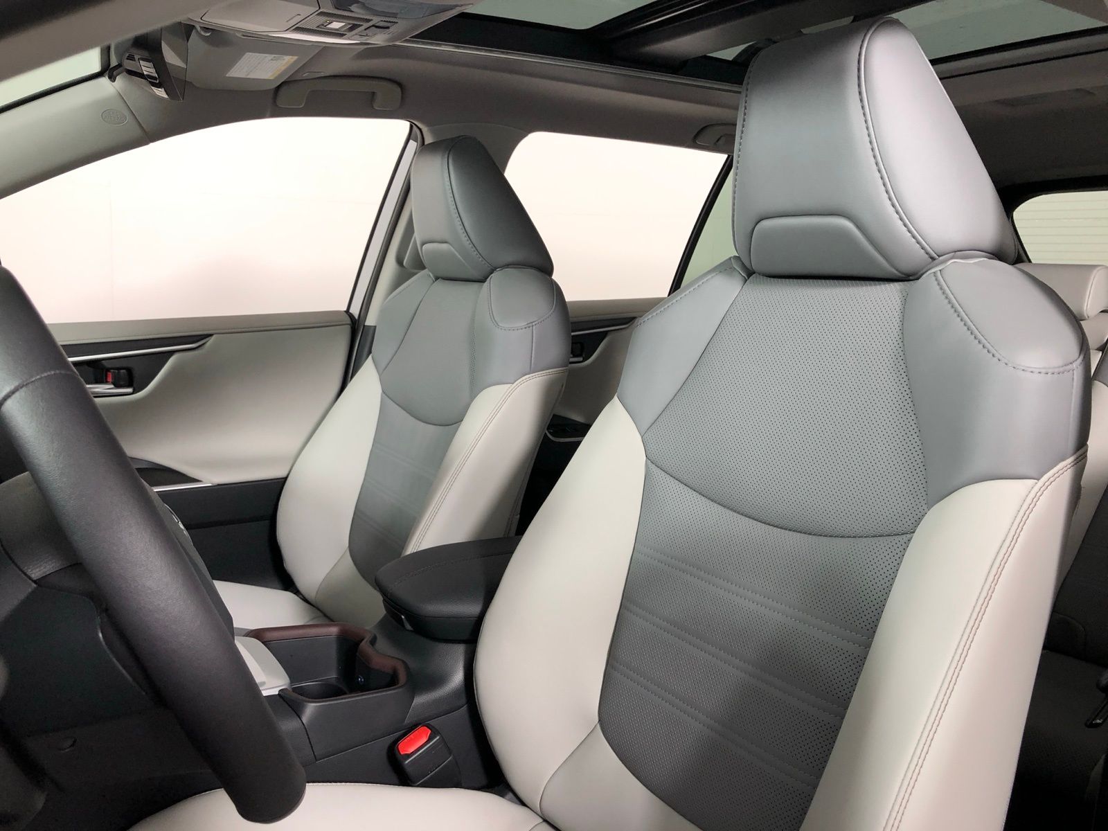 2025 Toyota RAV4 Limited 10