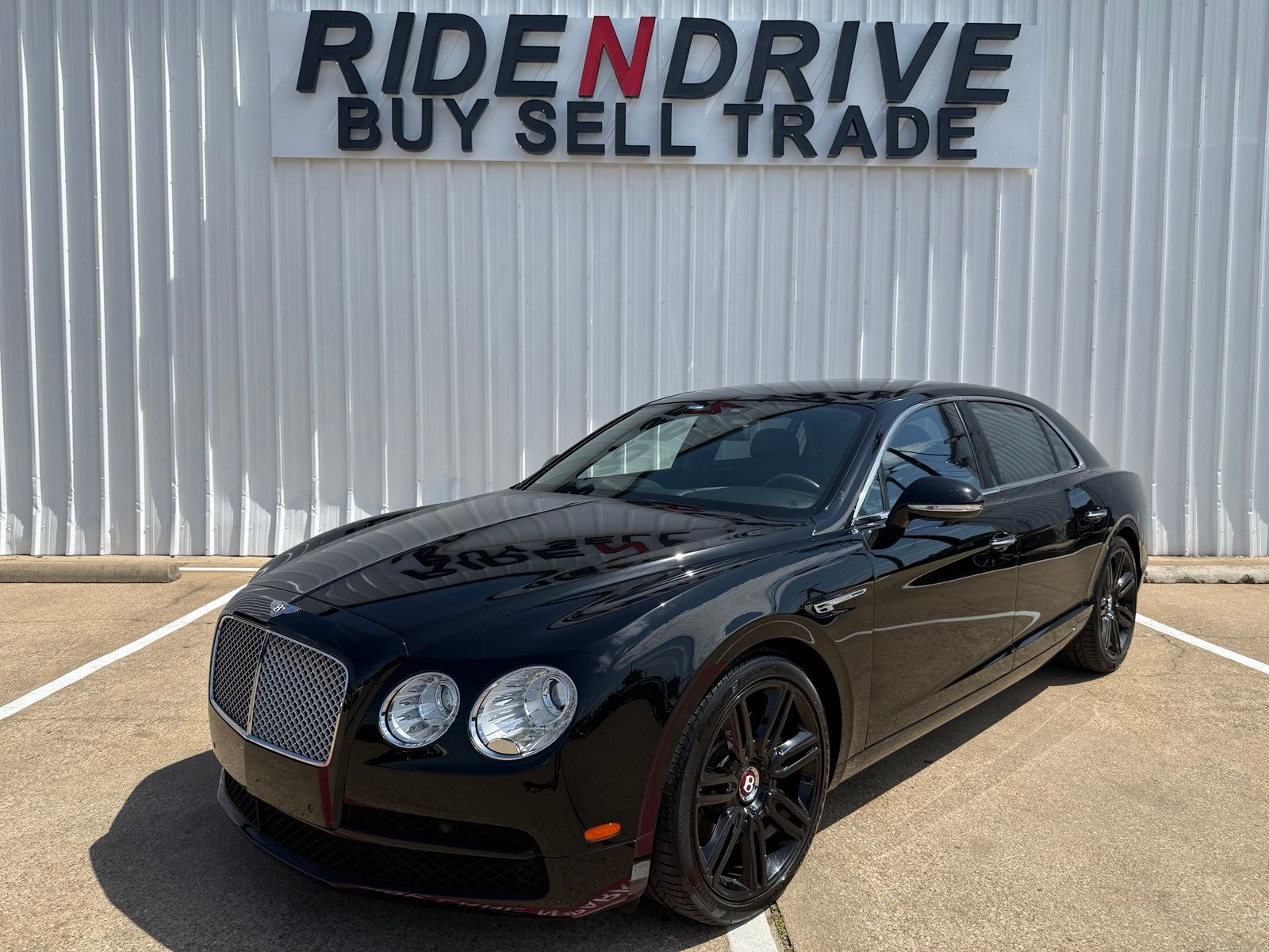 Beluga 2018 Bentley Flying Spur Sedan All-Wheel Drive 8-Speed Automatic
