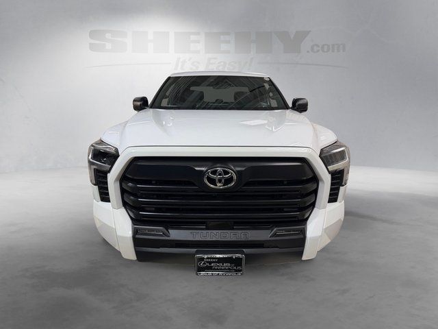 Used 2025 White Toyota SR5 image 13