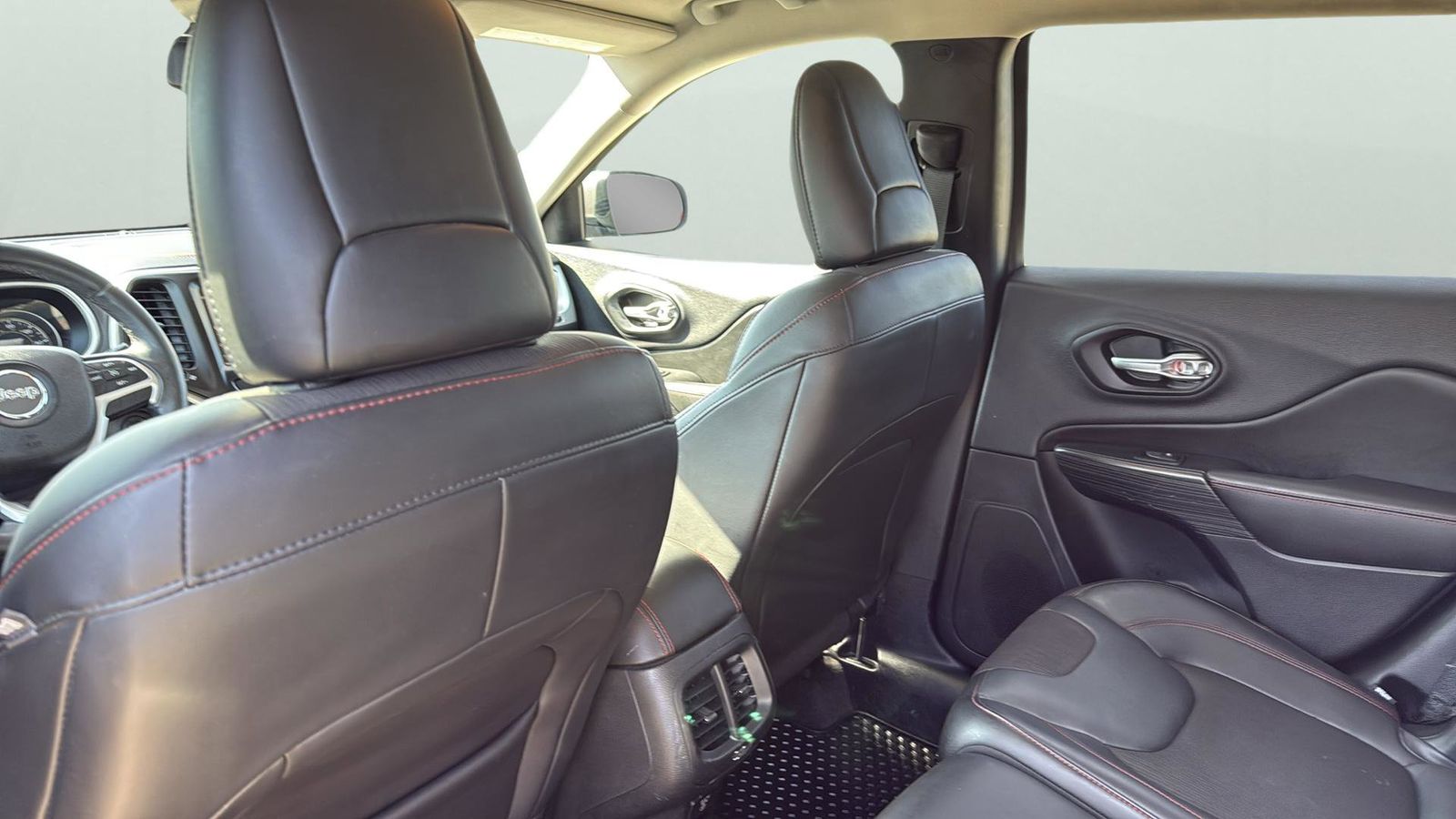Used Car 2016 Jeep Cherokee  Trailhawk For Sale Under $15,000 In Austin, Texas
