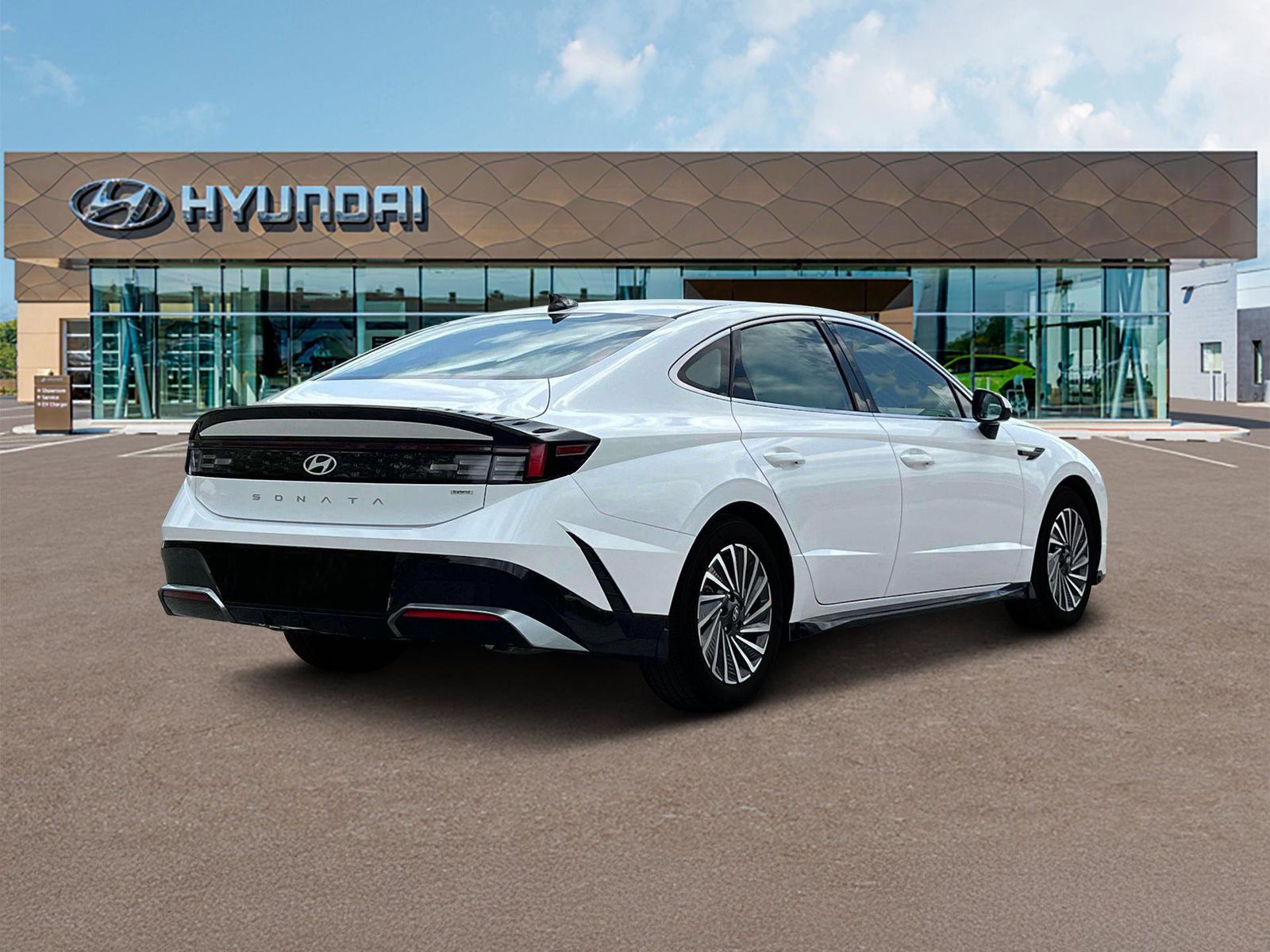 Sonata Hybrid SEL