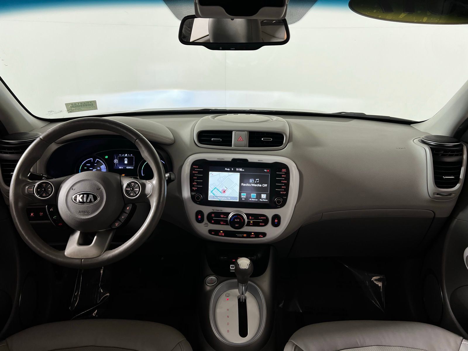 Thumbnail: 2017 Kia Soul EV - 27