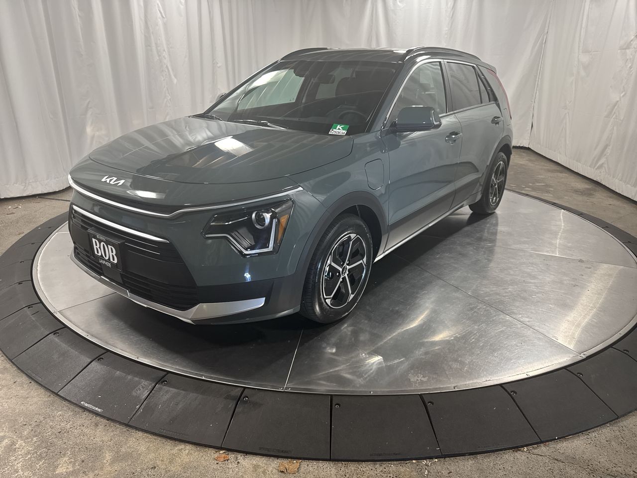 2024 Kia Niro Plug-In Hybrid EX