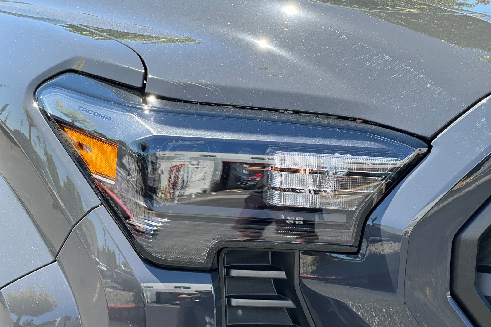 2025 Toyota Tacoma SR5 - Photo 30