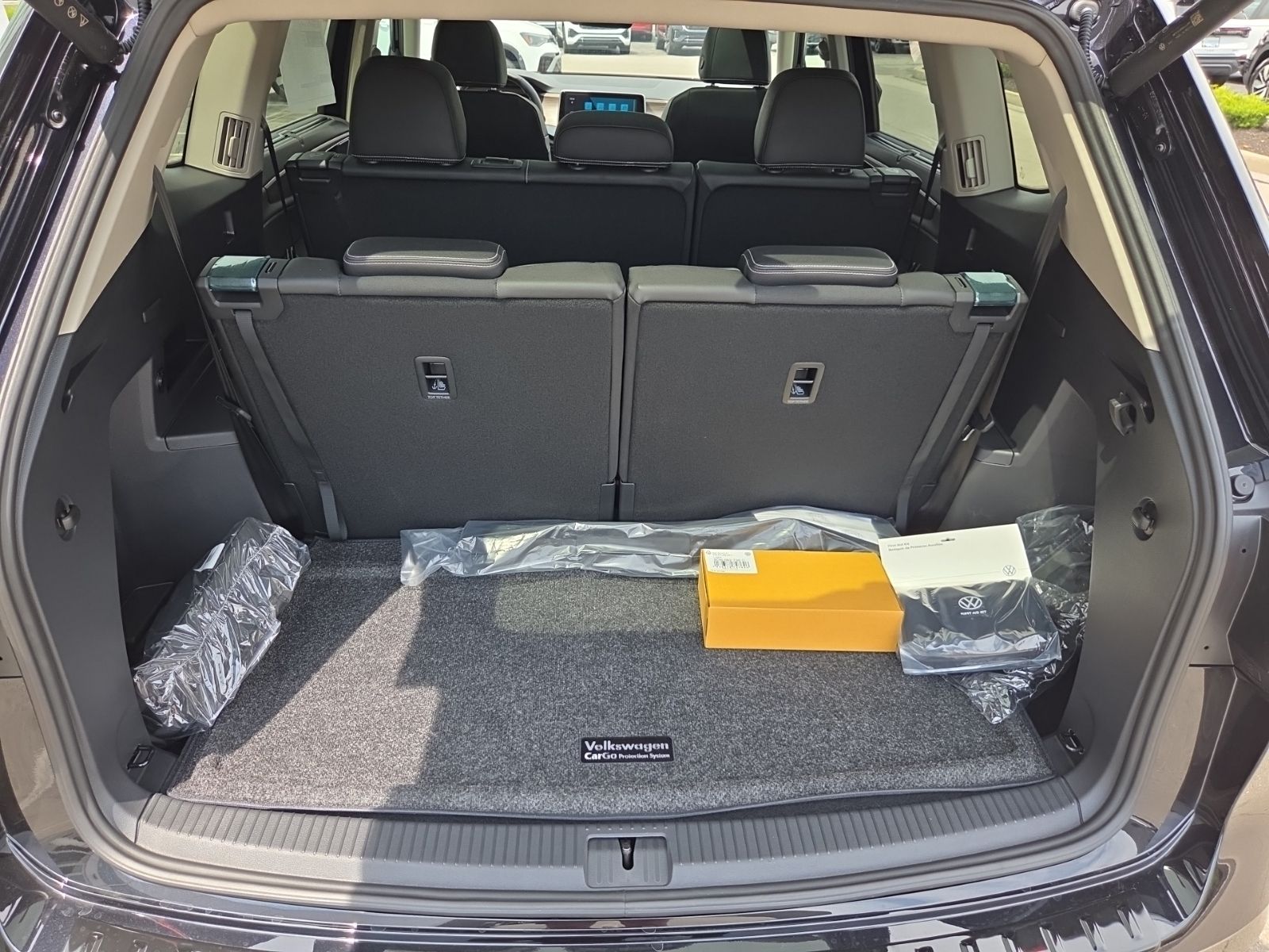 new 2026 Volkswagen Atlas car, priced at $48,738