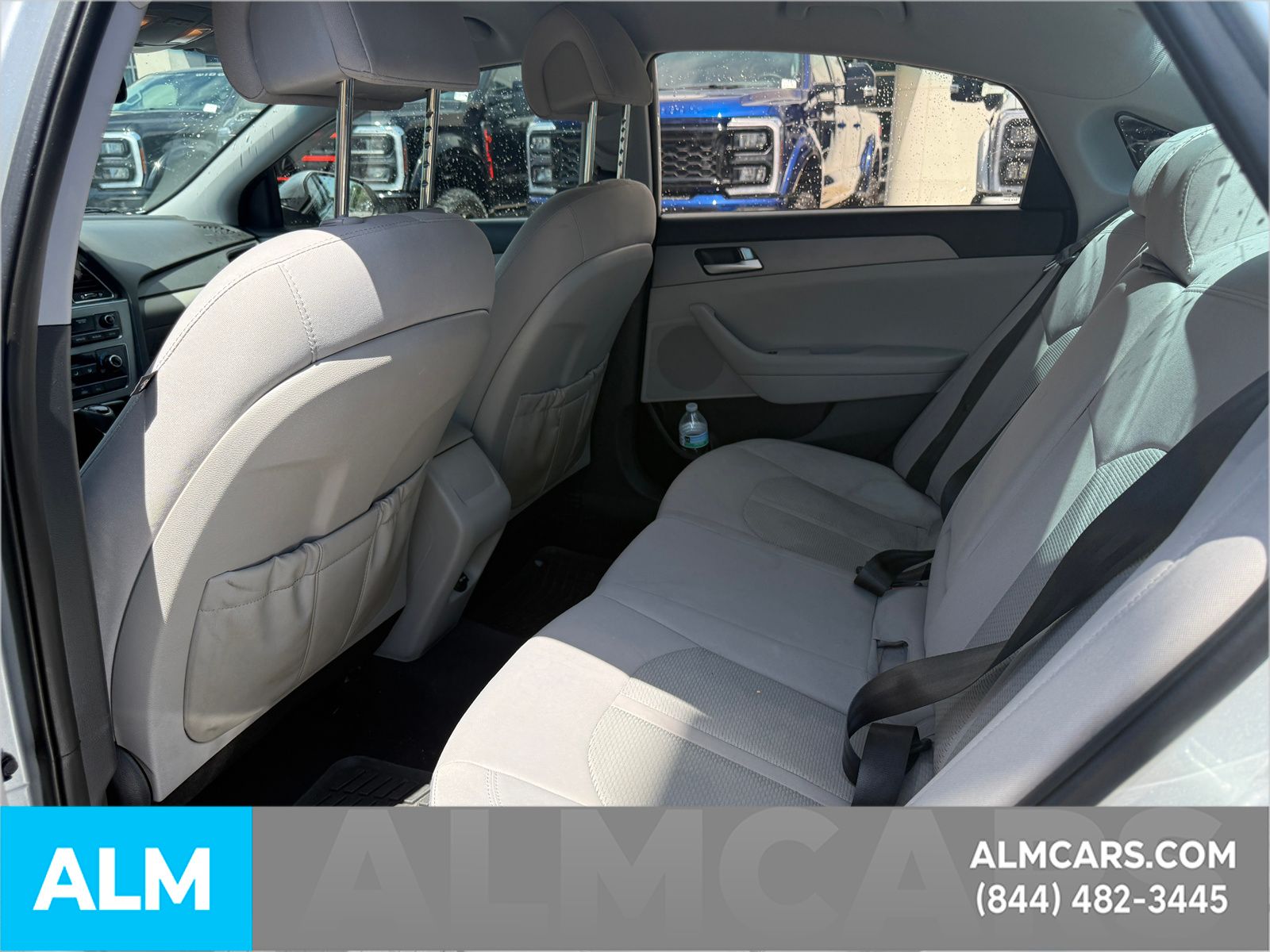 Used 2016 Silver Hyundai SE image 10