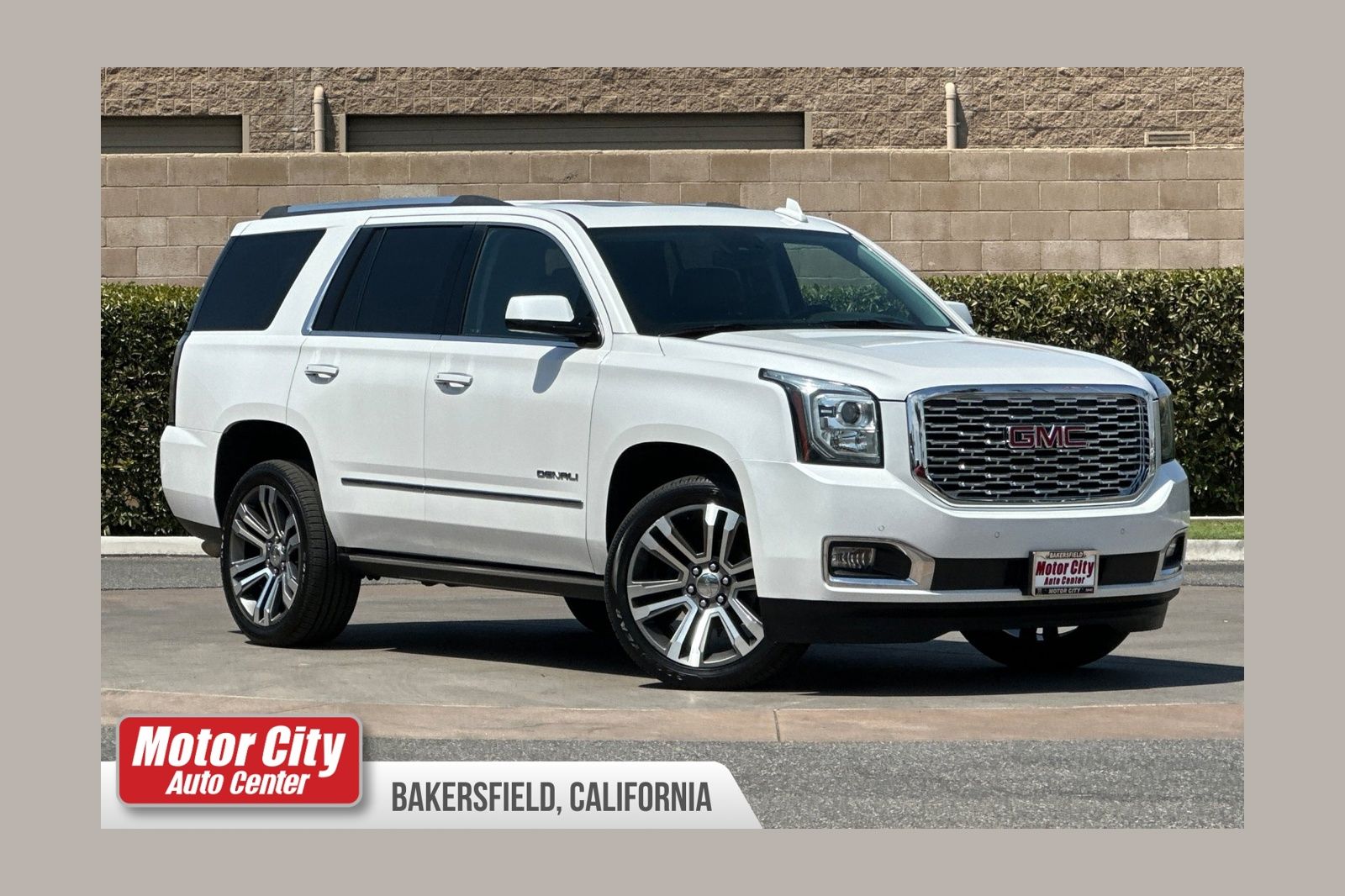 White Frost 2020 GMC Yukon SUV / Crossover 4X2