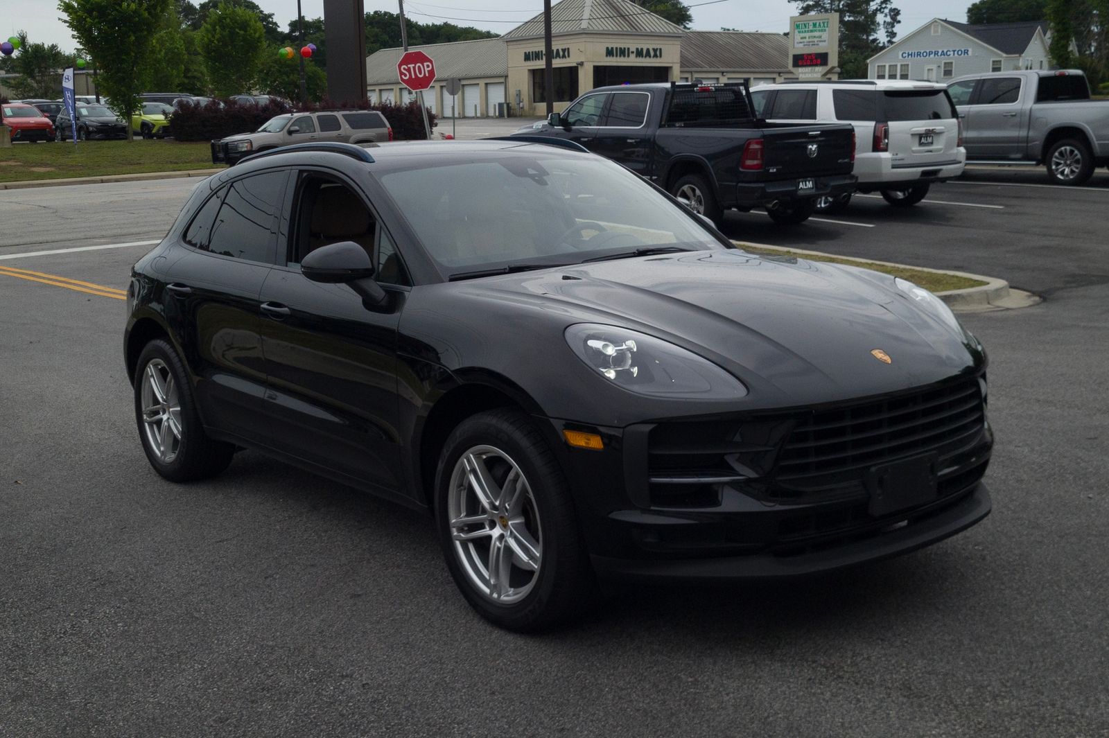 2021 Porsche Macan Base 3