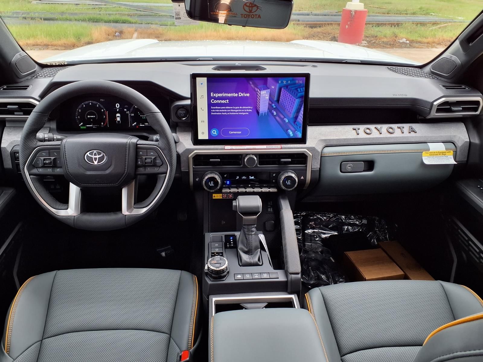 2026 Toyota Tacoma Hybrid Trailhunter - 8