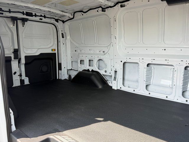 New 2026 Oxford White Ford Base image 12