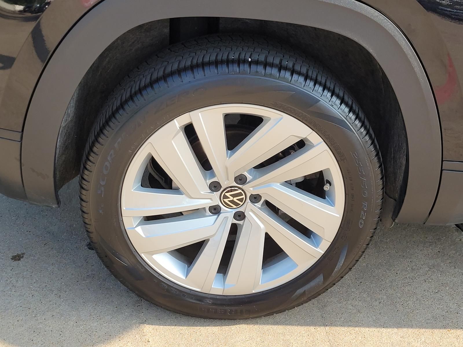 used 2023 Volkswagen Atlas Cross Sport car, priced at $28,000