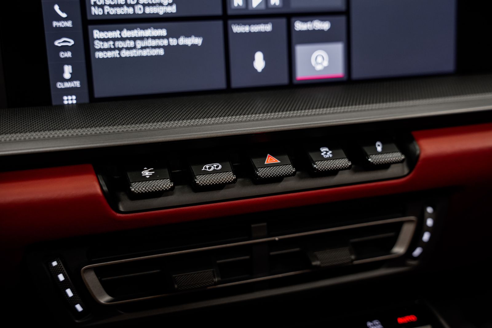 2021 Porsche 911 Carrera 4S — photo 15