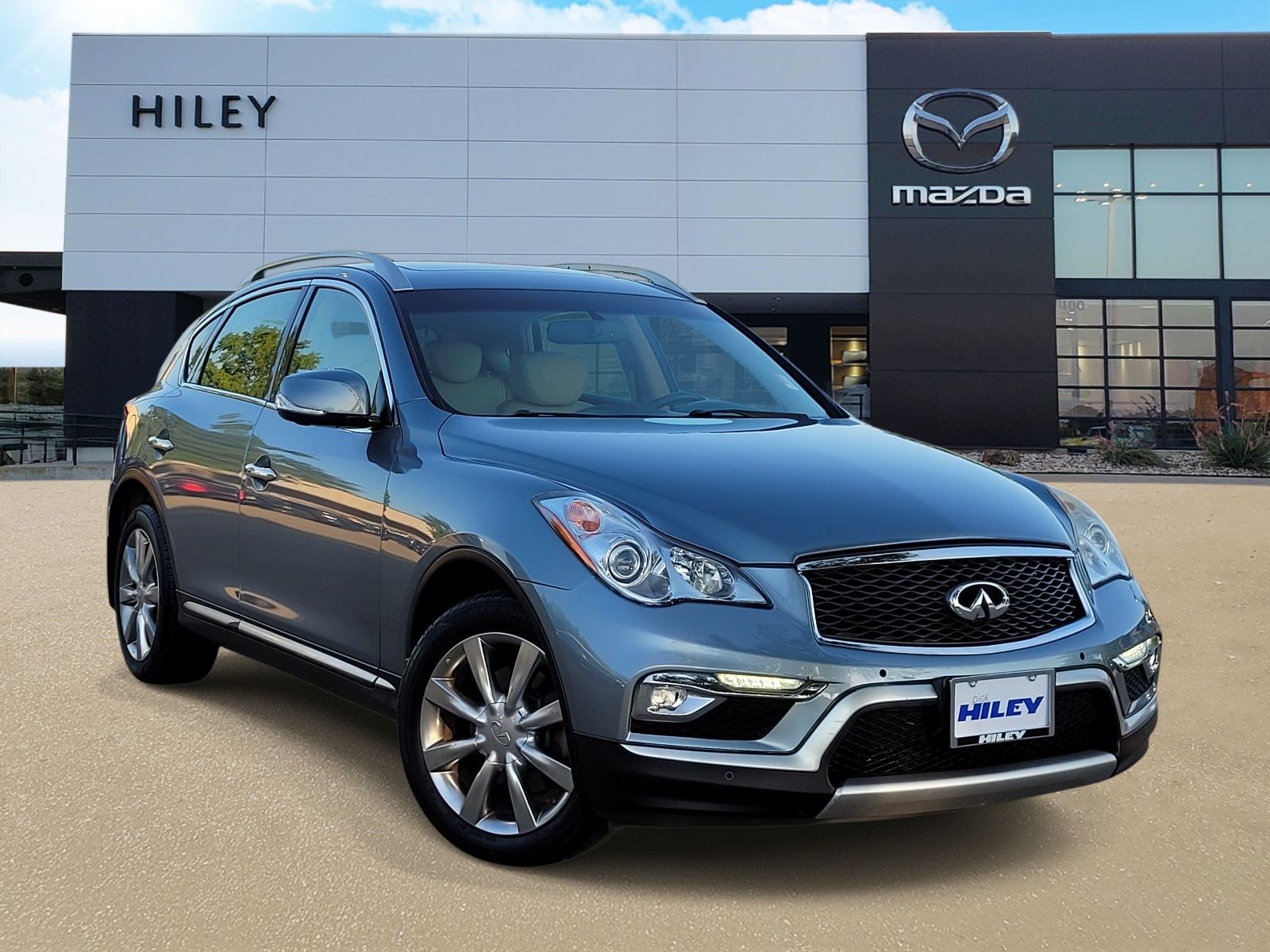 2017 INFINITI QX50 Base