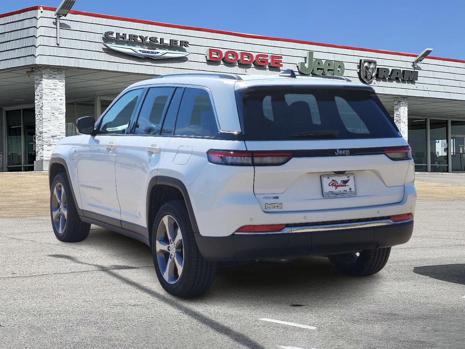 2023 Jeep Grand Cherokee Base 4xe 4