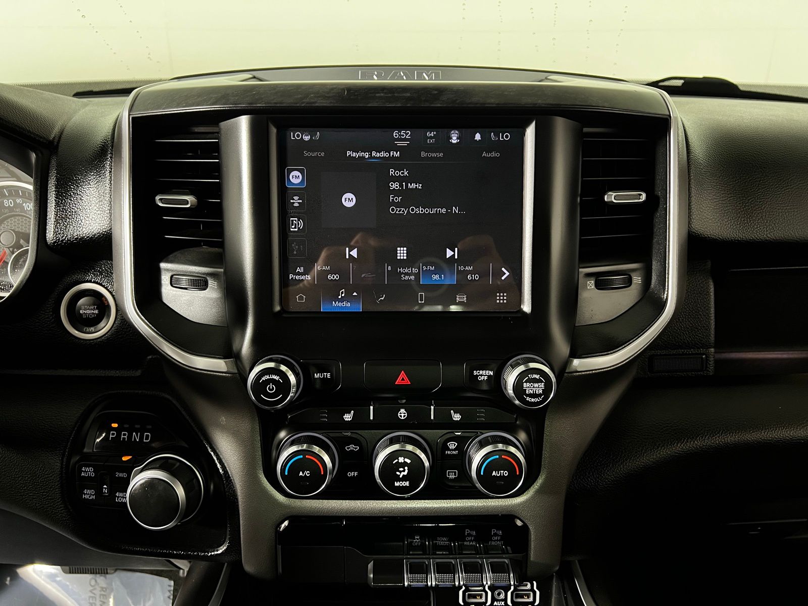 Thumbnail: 2022 RAM 1500 - 17