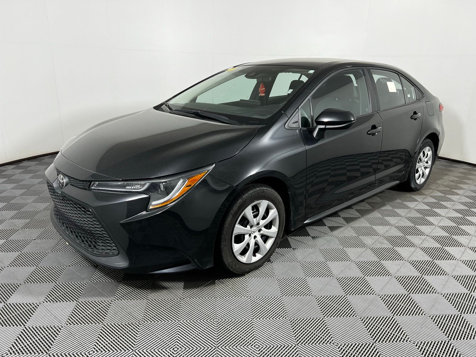 Thumbnail: 2025 Toyota Corolla - 10