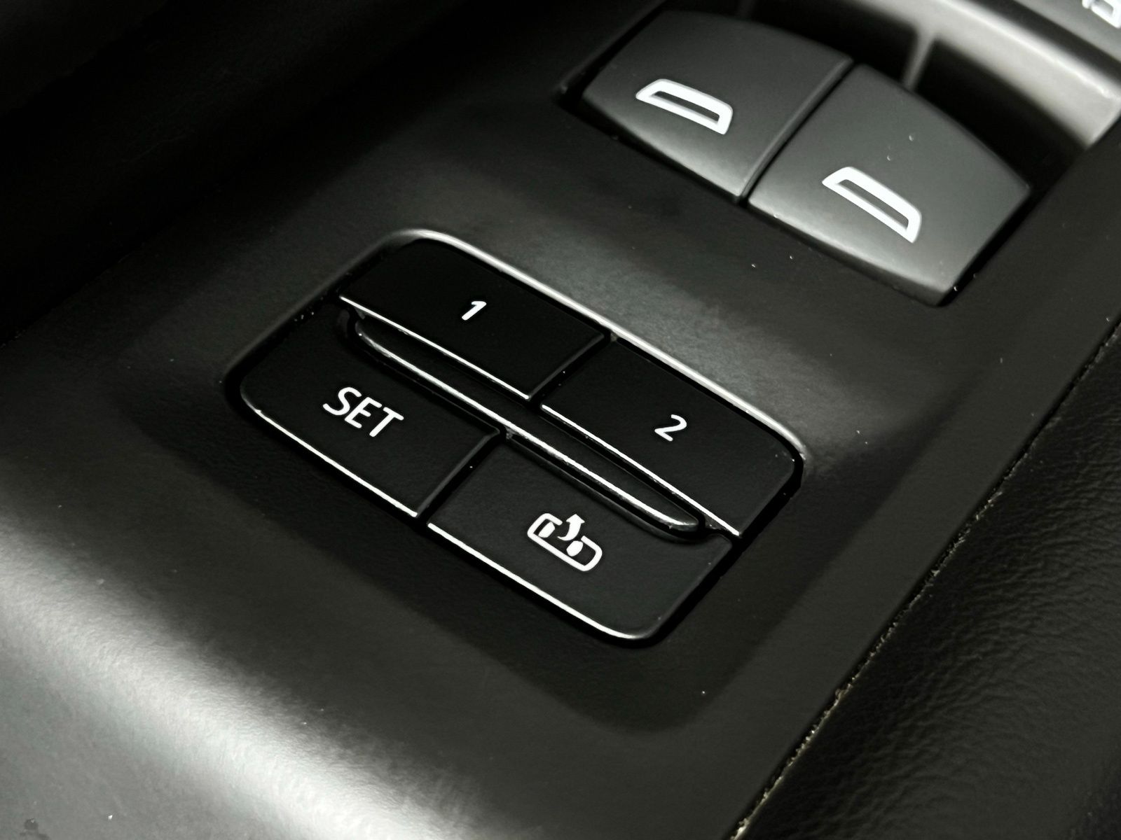 Thumbnail: 2024 Chevrolet Tahoe - 15