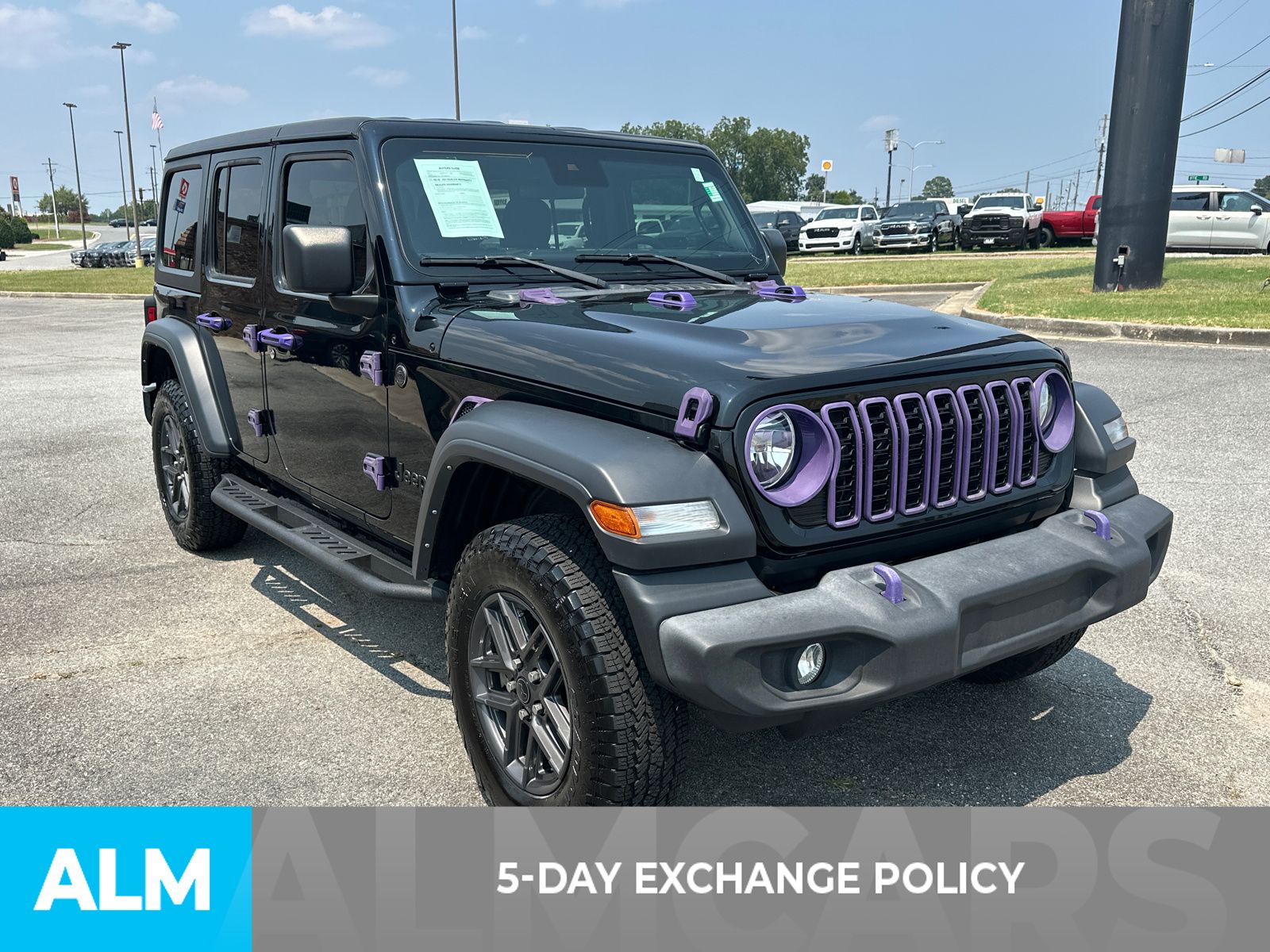 Used 2024 Black Jeep Sport S image 3
