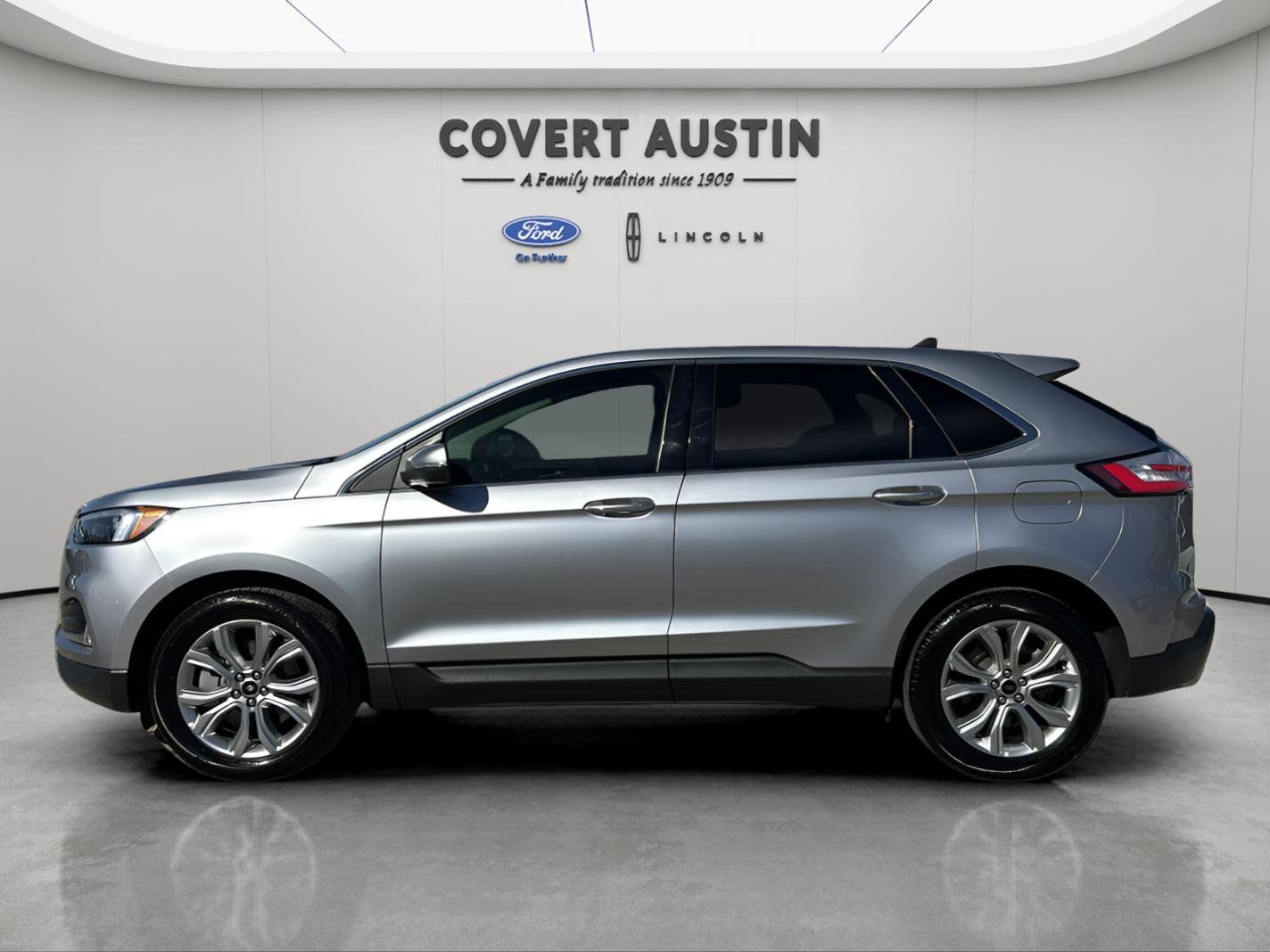 Used Car 2024 Ford Edge  Titanium For Sale Under $30,000 In Austin, Texas