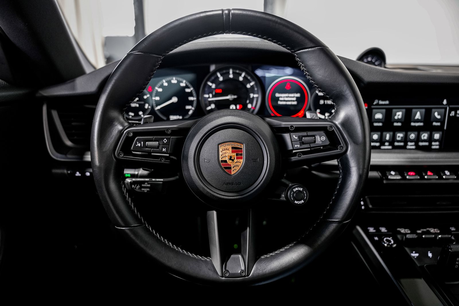 2022 Porsche 911 Carrera 4S — photo 10