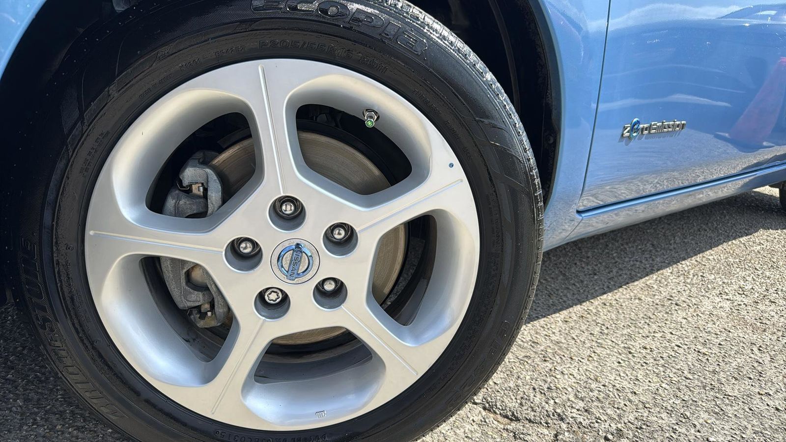 Used Car 2011 Nissan Leaf  Sl For Sale Under $10,000 In Austin, Texas