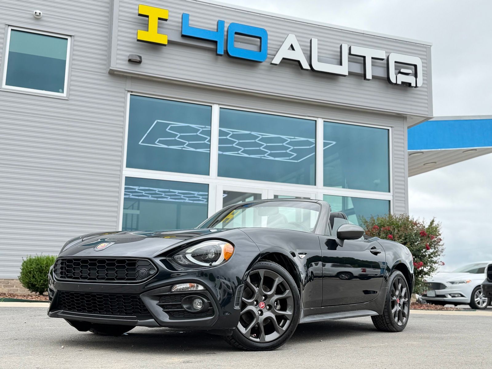 Nero Cinema Jet Black 2017 FIAT 124 Spider Convertible Rear-Wheel Drive 6-Speed Automatic