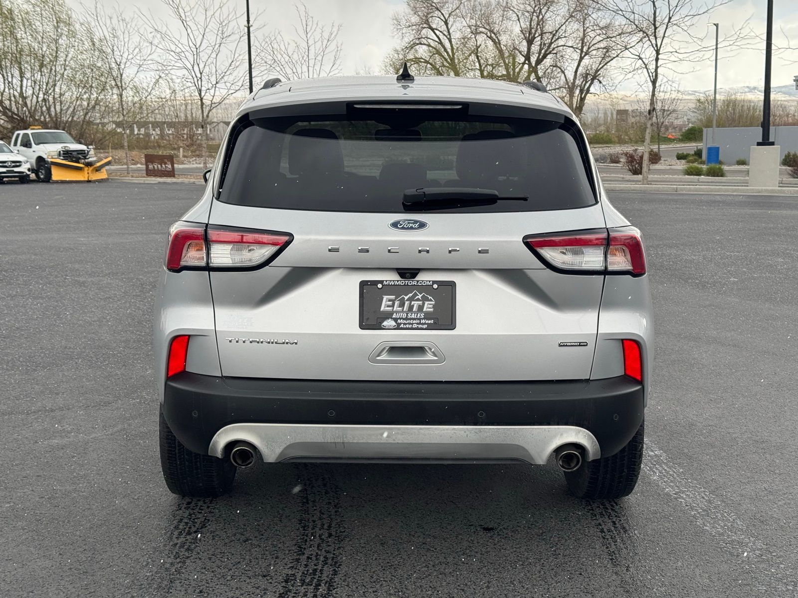 View vehicle photo 7