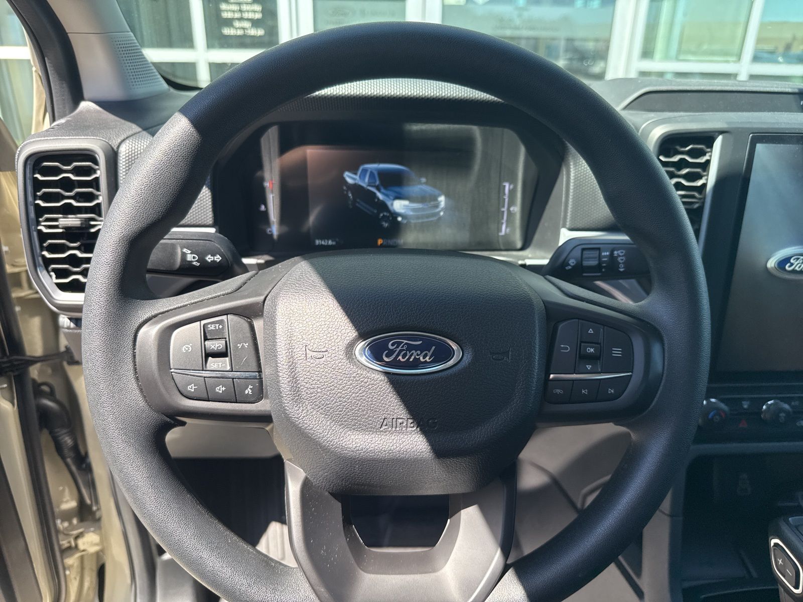 Used 2025 Beige Ford XL image 11
