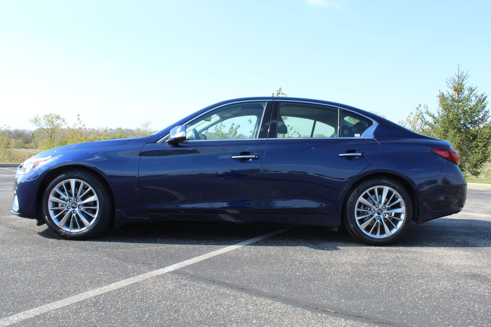 2021 INFINITI Q50 3.0t LUXE 8