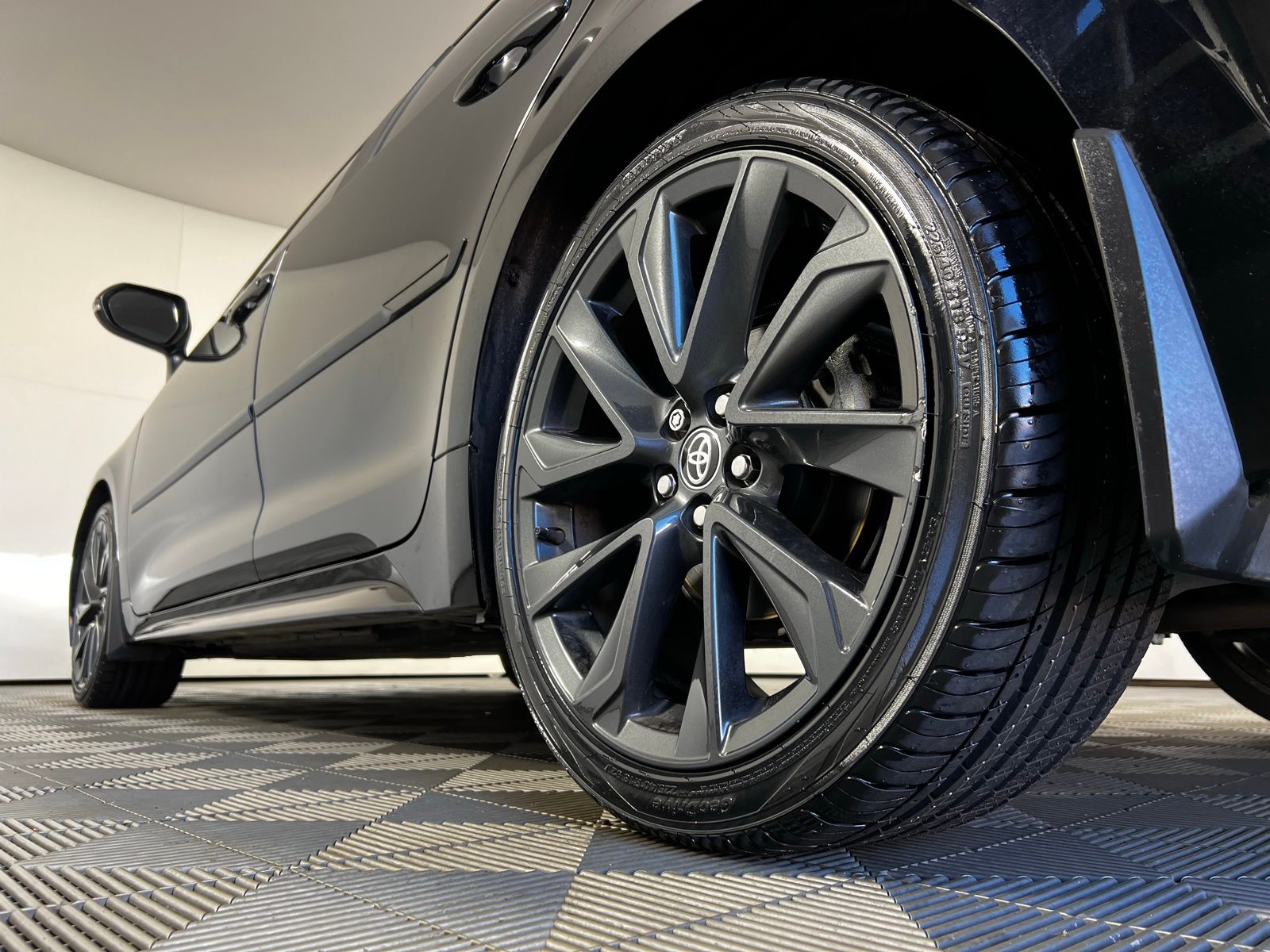 Thumbnail: 2023 Toyota Corolla - 27