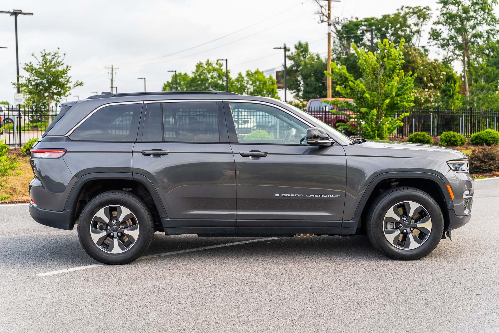 Used 2024 Jeep Grand Cherokee SUV
