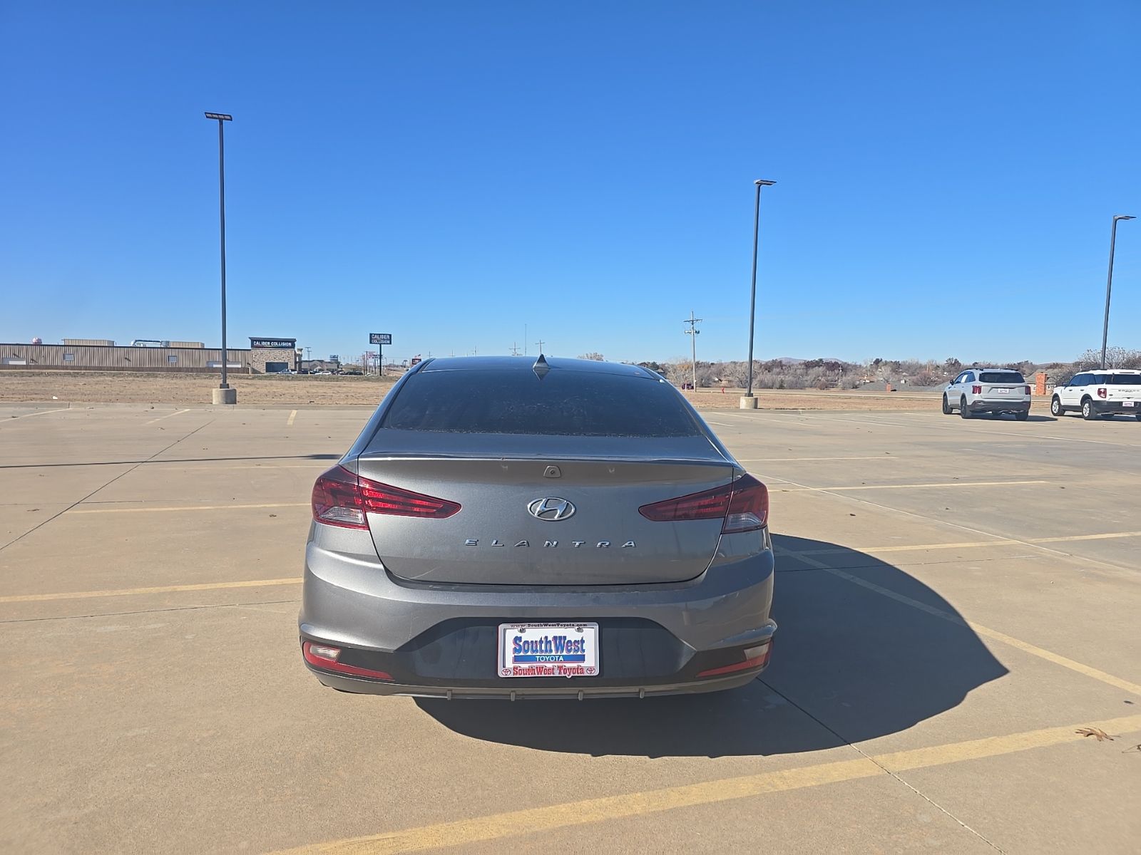 2019 Hyundai Elantra SEL 4