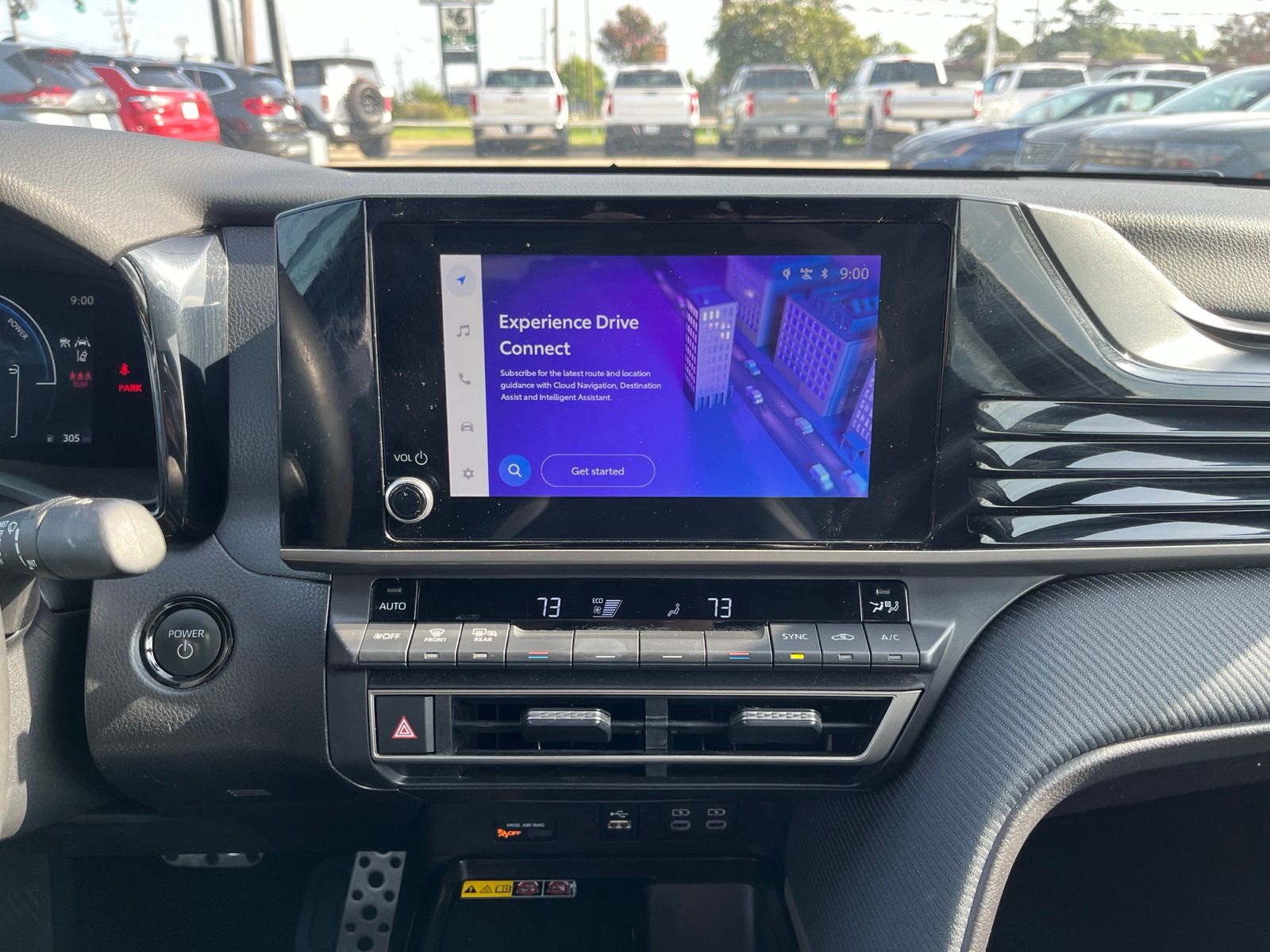 2025 Toyota Camry SE - 9