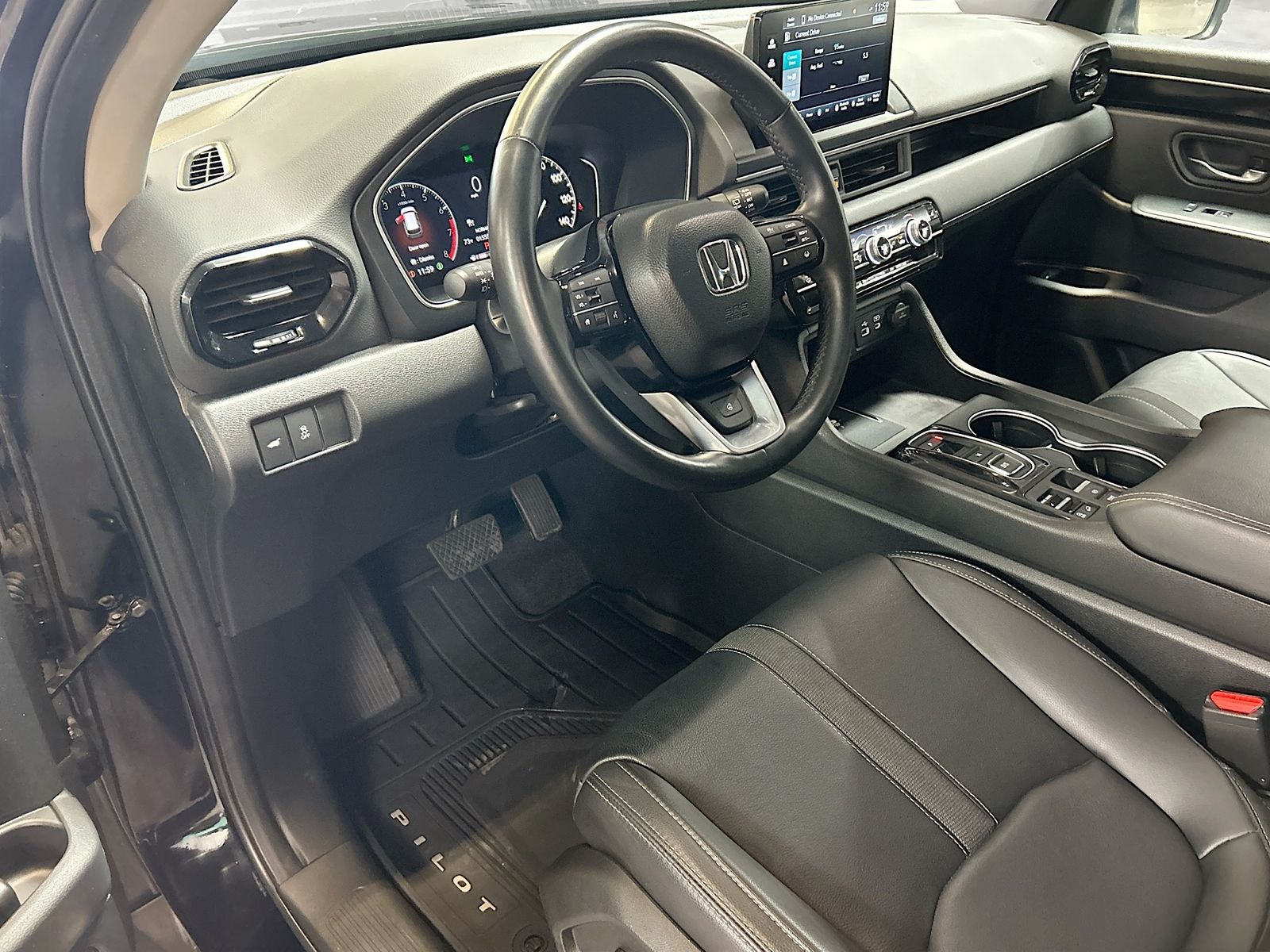 Used 2024 Black Honda Touring image 9