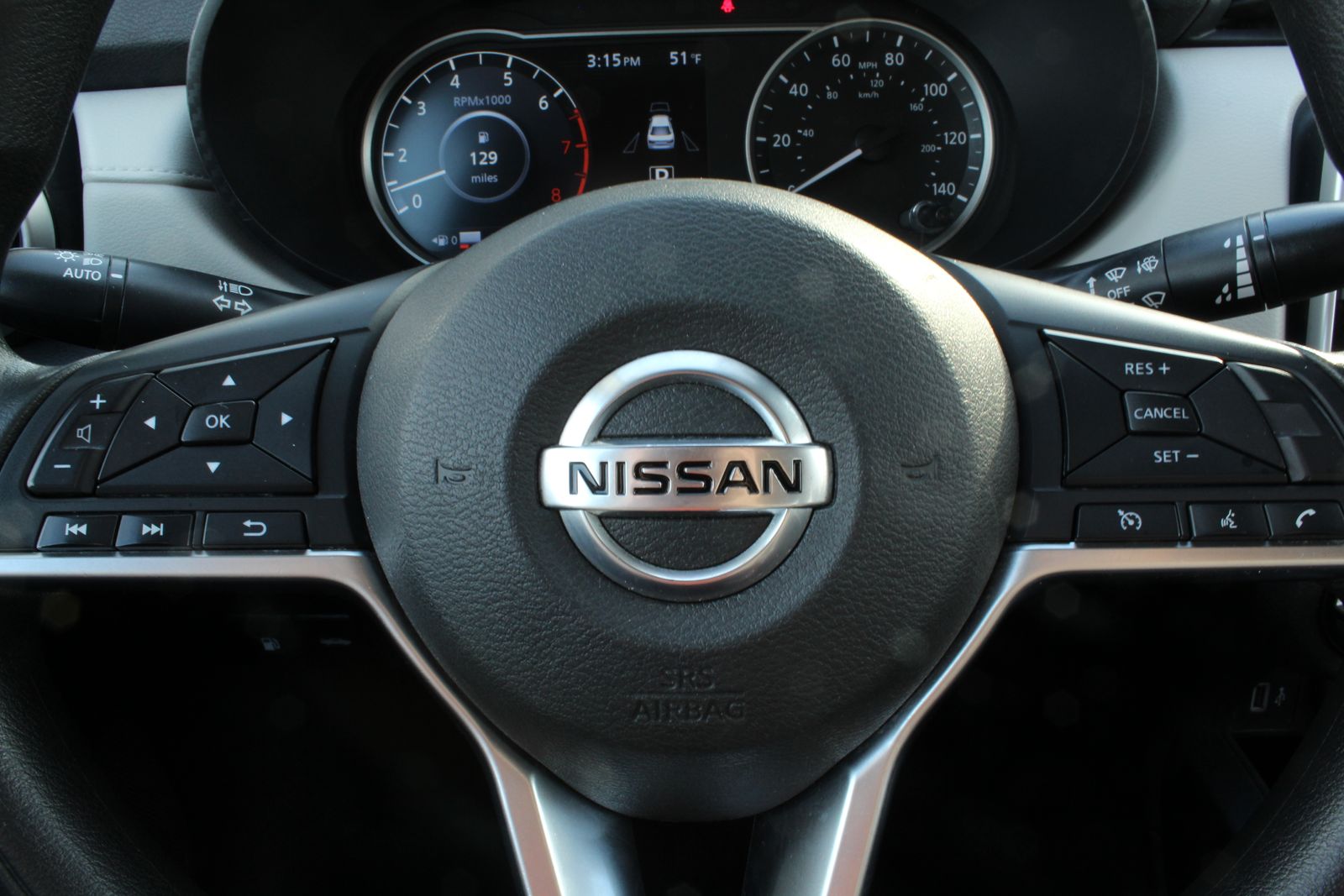 2021 Nissan Versa 1.6 SV 13