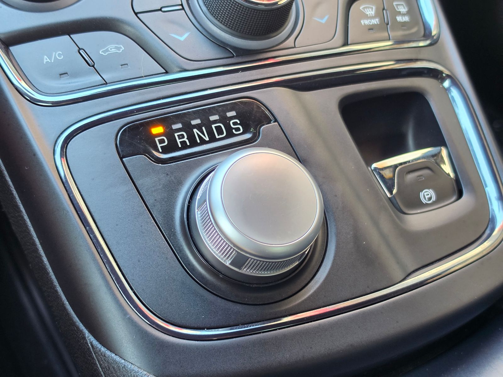2015 Chrysler 200 #20