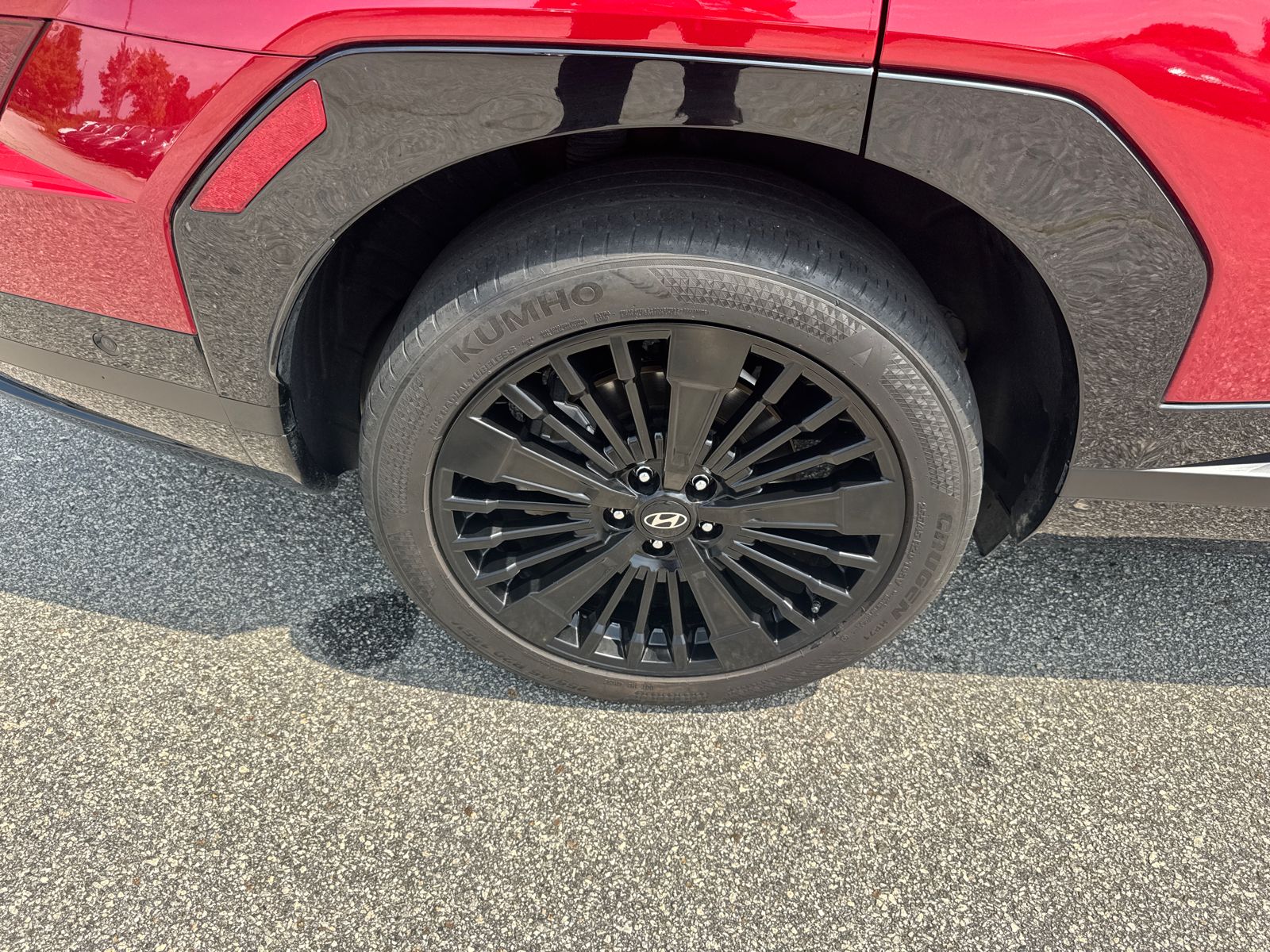 Used 2025 Red Hyundai Calligraphy image 17