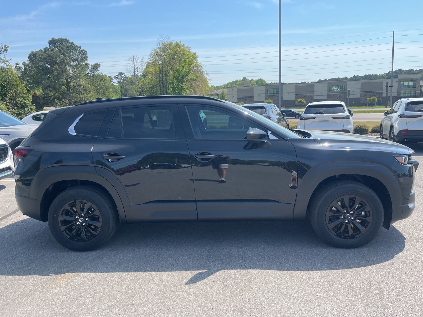 View vehicle photo 3