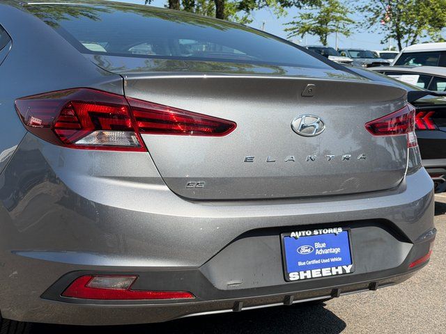 Used 2019 Machine Gray Hyundai SE image 37