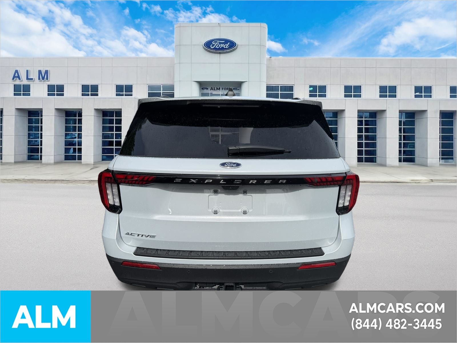 Used 2025 Space White Metallic Ford Active image 8
