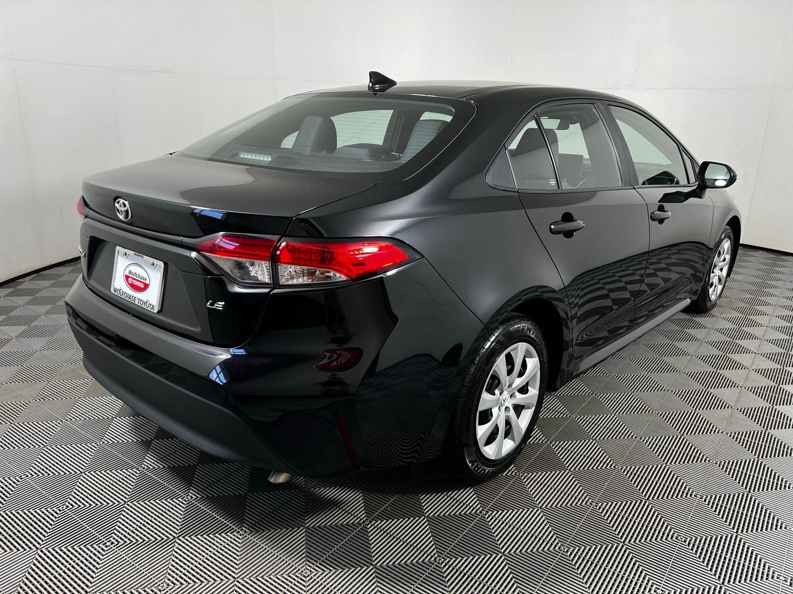 2023 Toyota Corolla LE 5