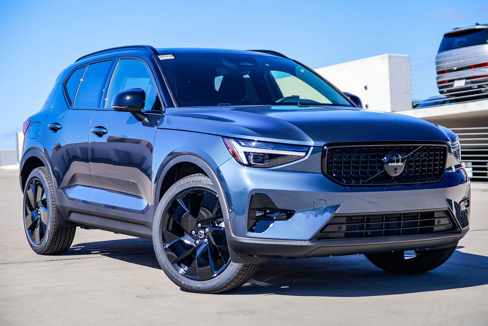 2026 Volvo XC40 B5 Ultra Ultra Black Edition AWD's photo