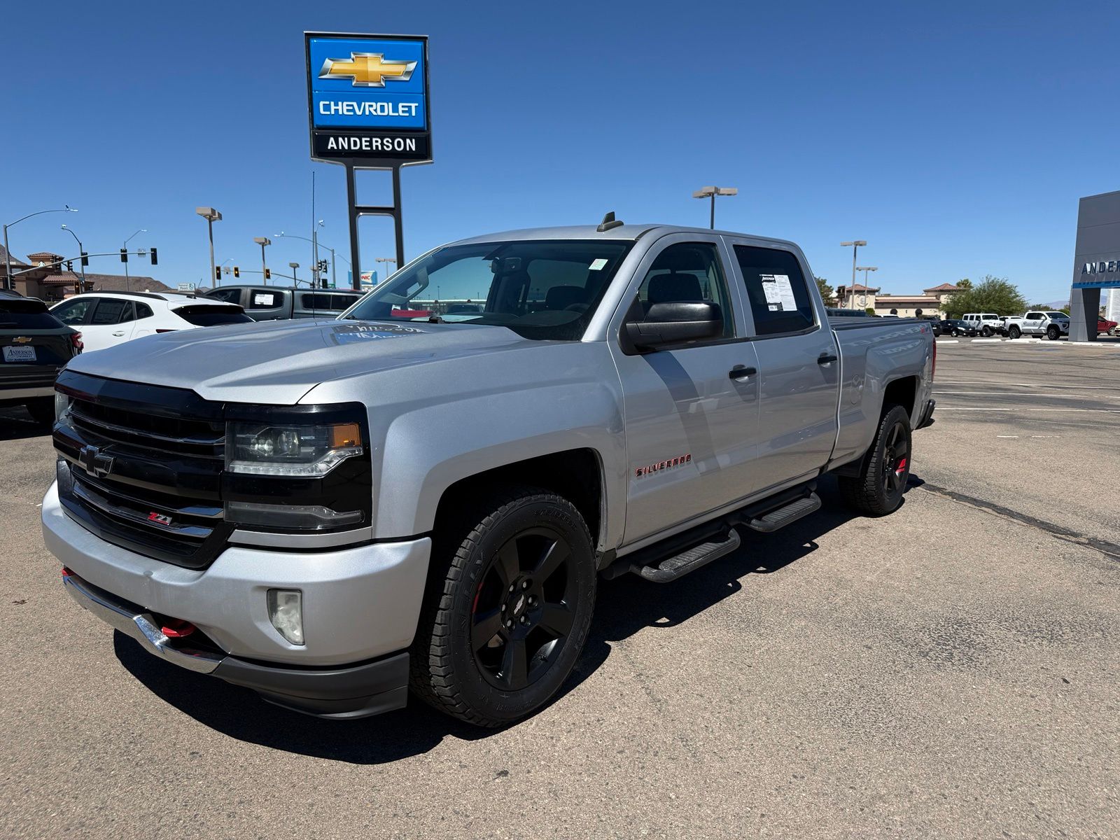 2018 Chevrolet Silverado 1500 LTZ Crew Cab 4WD