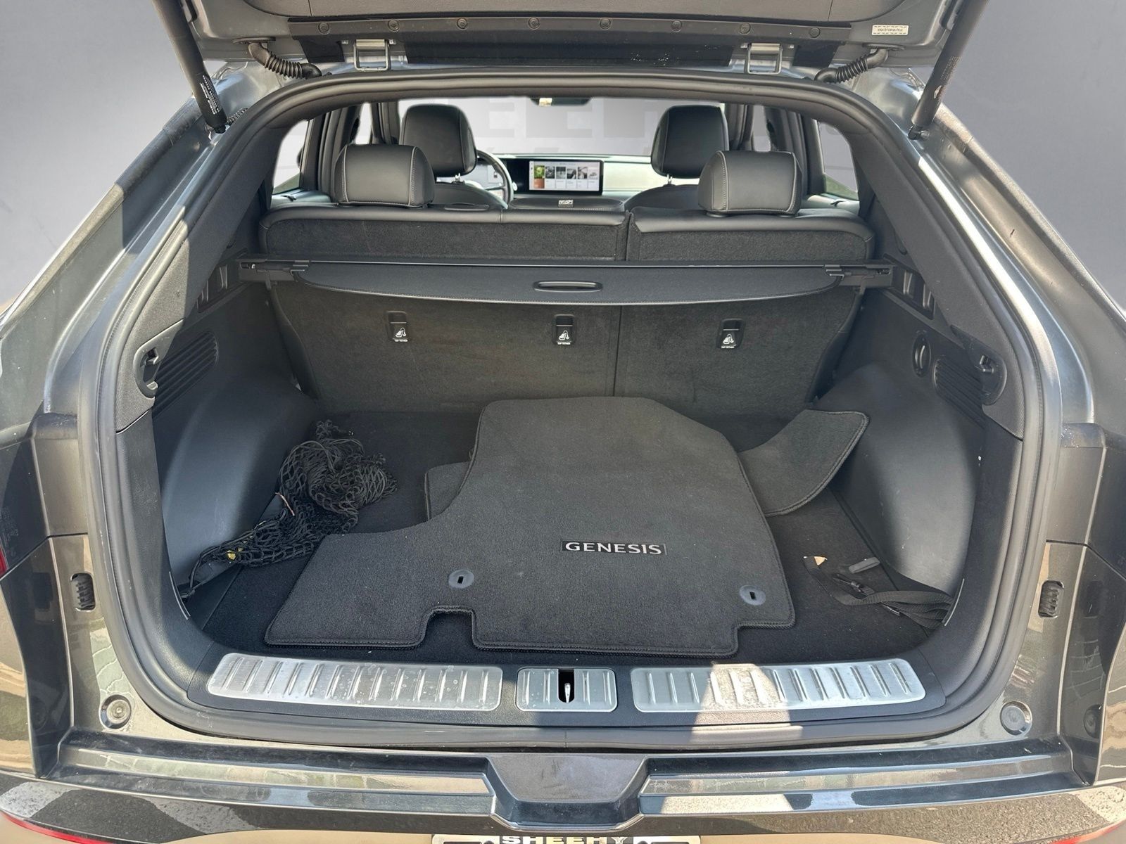 Used 2023 White Genesis Advanced image 26