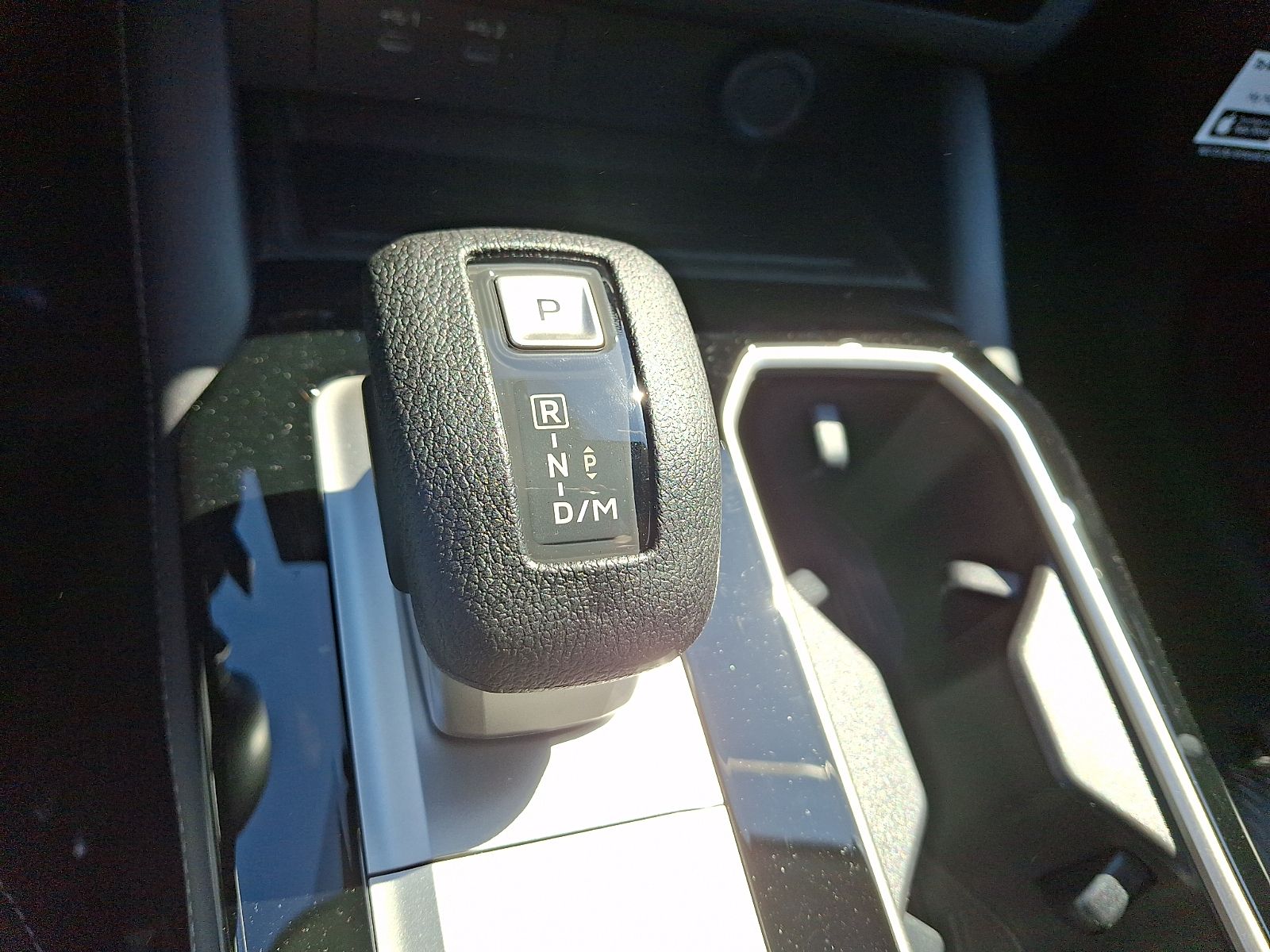 2026 Mitsubishi Outlander ES - Photo 14