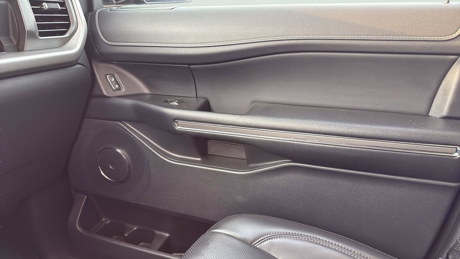 Used Car 2023 Ford Expedition  Xlt For Sale Under $50,000 In Austin, Texas