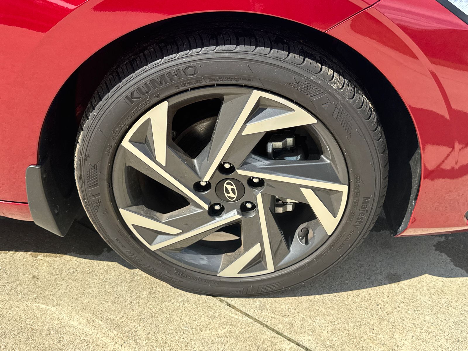 Used 2025 Red Hyundai SEL Sport image 12
